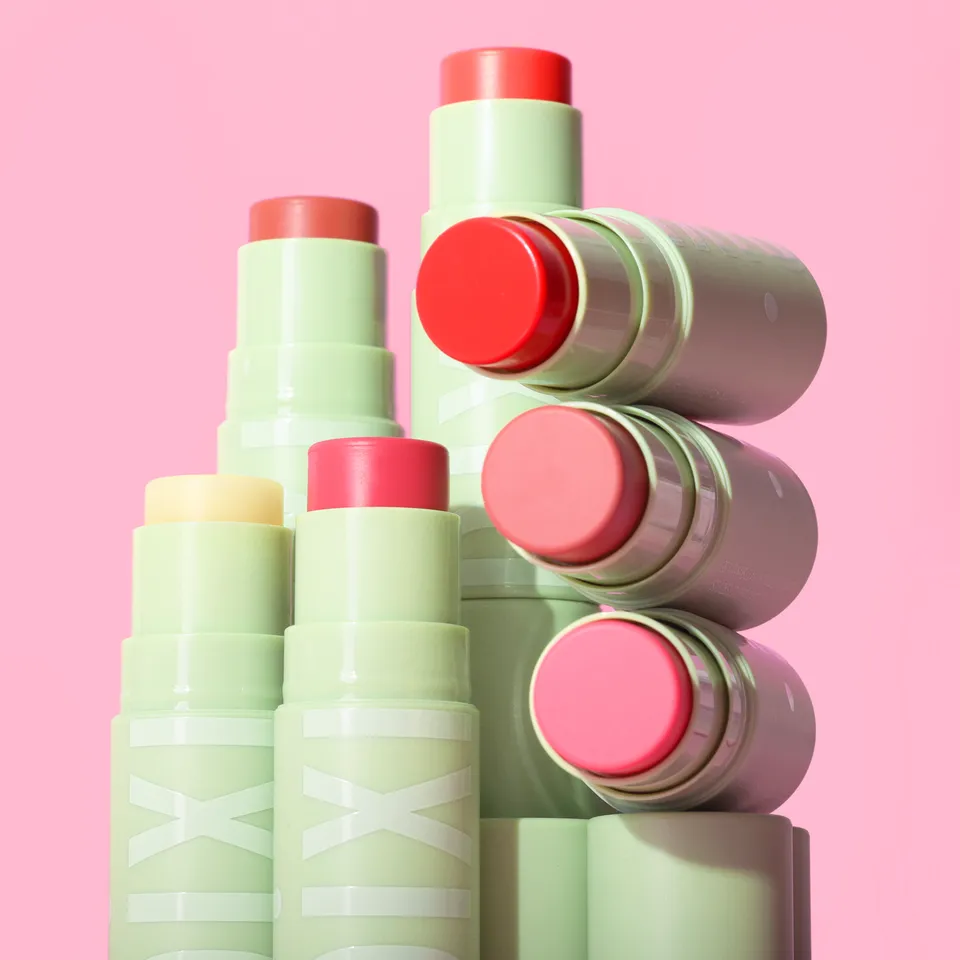 Pixi +Hydra LipTreat Lippenbalsam Clear Sheabutter getönt