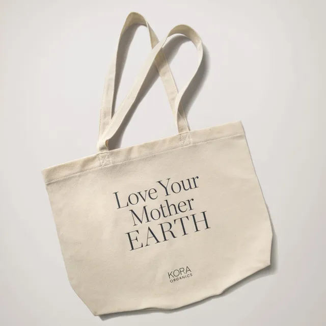 Kora Organics Love Your Mother Earth Tote Baumwolltasche